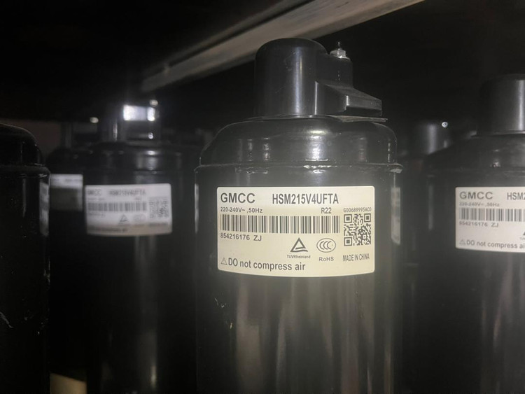 کمپرسور رطوری 12 هزار سیم پیچ مس gmcc HSM215V4UFTA